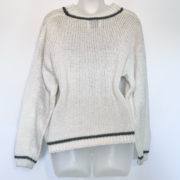 Vintage Hand Knit Sweater Leaves & Berries Off White Size Medium - Picture 6 of 10